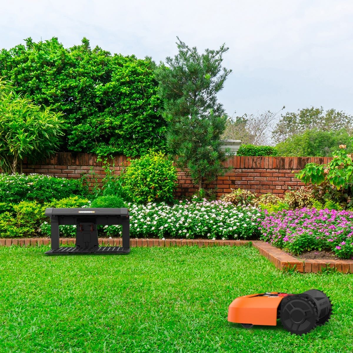 WA0810 Landroid Garage for Robotic Mower with Flip Protection Cover D7E8 - product image 8