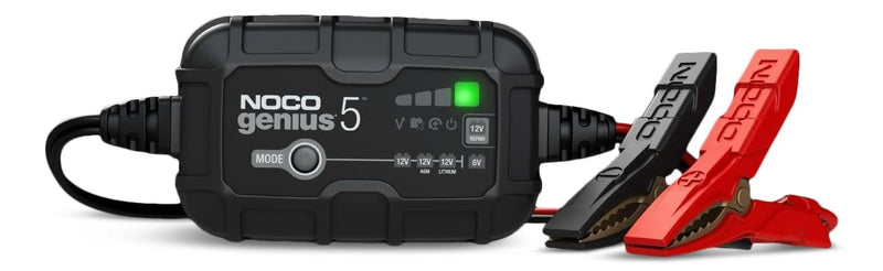 GENIUS5 Smart Battery Charger/Maintainer/Desulfator, 5-Amp, 6V/12V E7T1